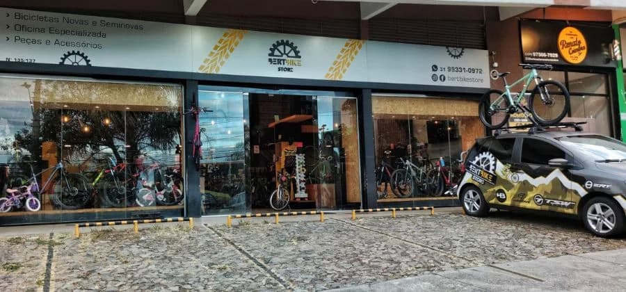 Feira Livre Bert Bike — ciclistas e bikes seminovas na loja